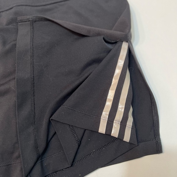 Clima365 skort by adidas. Size US small UK 10 - Picture 2 of 5